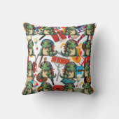 イグアナ聞は音楽に興味がある クッション (裏面)