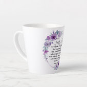 イザヤ41:10恐怖ではなく紫のフローラ聖なる書物、 経典 カフェラテマグ (左アングル)