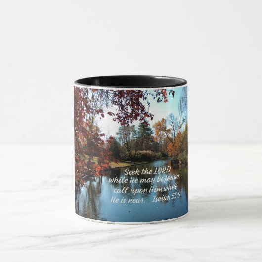 イザヤ55:6主が見つかるうちに、主を求めなさい マグカップ (中央)