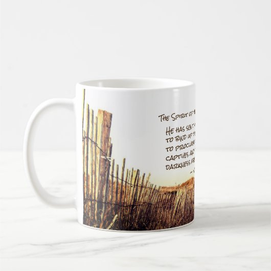 イザヤ61:1主の霊は私に臨む。 コーヒーマグカップ (左)