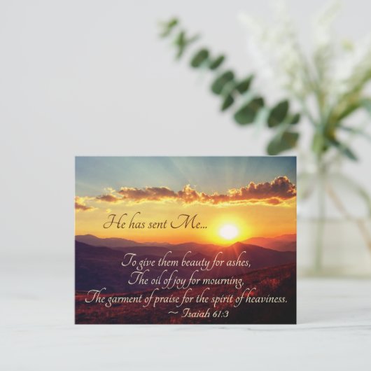 イザヤ61:3彼は私を灰の与え美しいに遣わした ポストカード (スタンド正面)