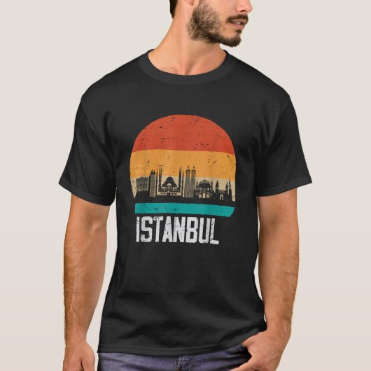 イスタンブールトルコレトロヴィンテージサンセットスカイラインイスタン Tシャツ (正面)