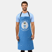 イスラエルのエンジェルハヌカー国旗のパーソナライズされた青 エプロン (着用した状態)