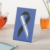 イスラエル国旗の黒いリボンのメモリアルブルー 台座サイン (インサイチュ)