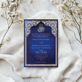 イスラム教のゴールドとブルーのアーチの装飾的なアラベスクの結婚式 招待状