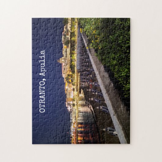 イタパーソナライズされたリアのアプリア、夜のオトラント ジグソーパズル (縦)