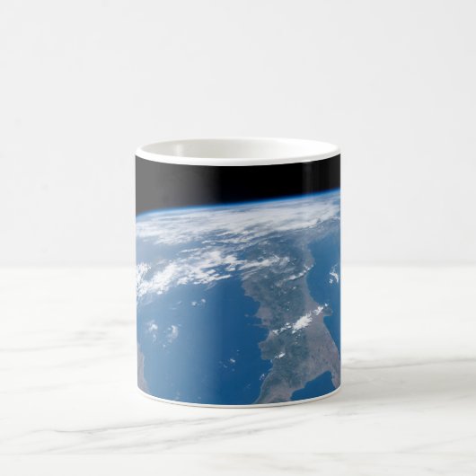 イタリアとその島シチリア。 コーヒーマグカップ (中央)