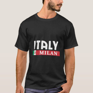 イタリアとイタリアンミラノの都市 Tシャツ