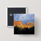 イタリアのシエナのトスカ村。 缶バッジ (正面&裏面)