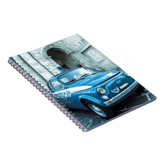 イタリアのノートのフィアット500のパトカー ノートブック (右側)