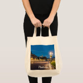 イタリアのパドヴァで夜のプラトー・デラ・バレ トートバッグ (正面(商品))