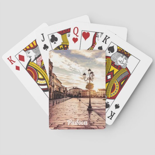 イタリアのパドヴァにある広場の夕日 トランプ (裏面)
