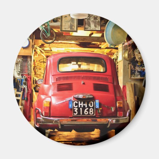 イタリアのフィアット500 マグネット (正面)