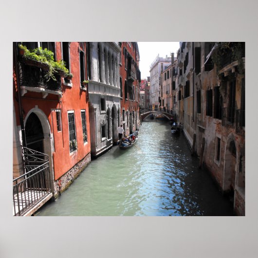 イタリアのヴェネツィアの運河 ポスター (正面)