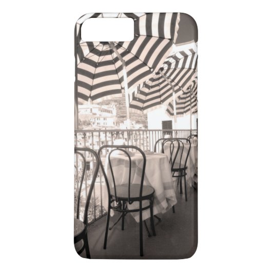 イタリアの趣のあるレストランのバルコニー Case-Mate iPhoneケース (裏面)