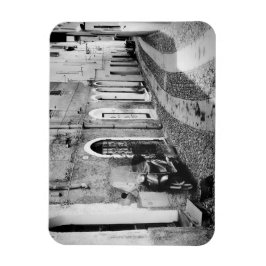 イタリアの通りで白黒のスクーター マグネット