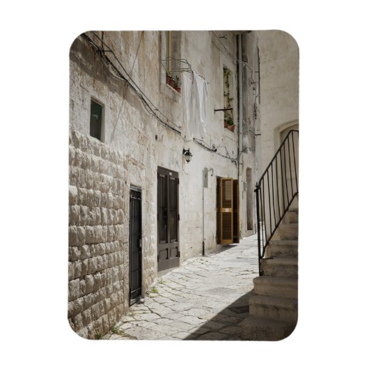 イタリアぶら下がったの路地で洗濯物を乾かす マグネット (縦)