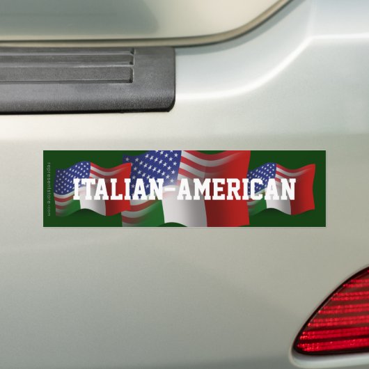イタリアアメリカの振る旗 バンパーステッカー (車上)