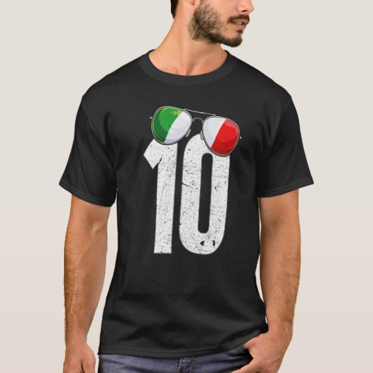 イタリアサッカー選手10番イタリアン旗 Tシャツ (正面)
