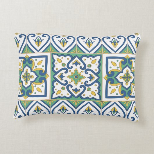 イタリアンなタイルパターン-シシリアの陶磁器 アクセントクッション (裏面)