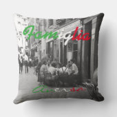 イタリアンな家族の枕- Famigliaのアクセントの枕 クッション (裏面)