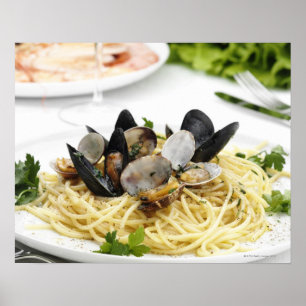 イタリアン料理。スパゲッティアルレボンゴレ。 ポスター