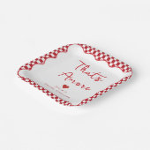 イタリアン・ブライズシャワー 赤チェックの”それが愛” ペーパープレート (傾斜あり)