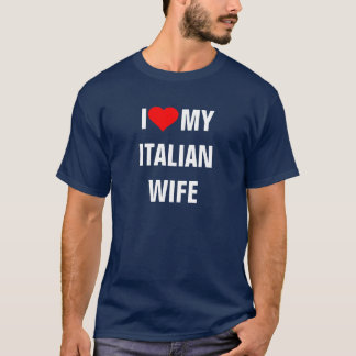 "イタリア人の妻が大好き" Tシャツ