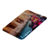 イタリア伝統的のヴェネツィアのゴンドラ付き運河 マグネット (左側)