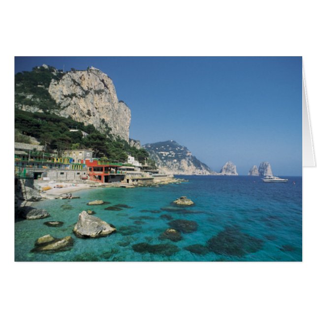 イタリア地中海のシーコーストビーチ (正面横)