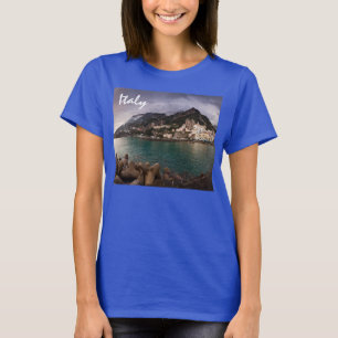 イタリア海辺の町、美しいアマルフィ海岸 Tシャツ