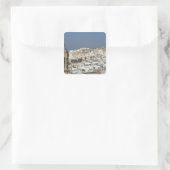 イタリア、オストゥニ、旧市街のクローズアップ スクエアシール (バッグ)