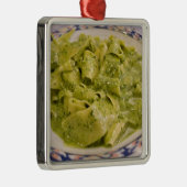 イタリア、カモグリ。プレートとペスト メタルオーナメント (右)