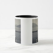 イタリア、コモ省、トレメッゾ。レイクピア。 マグカップ (中央)