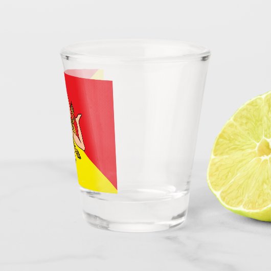 イタリア、シチリア州旗と愛国的なショットグラス ショットグラス (右)