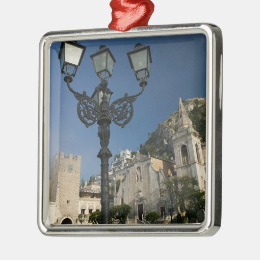 イタリア、シチリア、タオルミナ:サン·ピアッツァ·iXアプリレ メタルオーナメント (左)