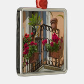 イタリア,シチリア,タオルミーナ:コルソ・ウンベルト1, メタルオーナメント (右)