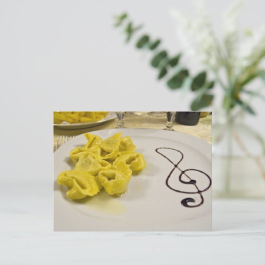 イタリア、セント。チーズプレートトルテリニ ポストカード (スタンド正面)