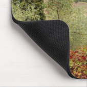 イタリア、トスカーナ、モンタルチーノの近くにあるブドウ園 マウスパッド (コーナー)