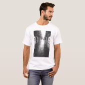 イタリア トリノの雨の夜の街 Tシャツ (正面フル)