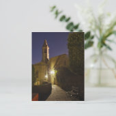 イタリア,ピエンツァ,夕暮れ時の教会の夜景 ポストカード (スタンド正面)