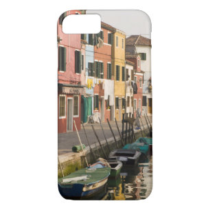 イタリア、ブラノ。列カラフルの家 iPhone 8/7ケース