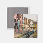 イタリア、ブラーノ。線カラフルaの家 マグネット (正面/裏面)