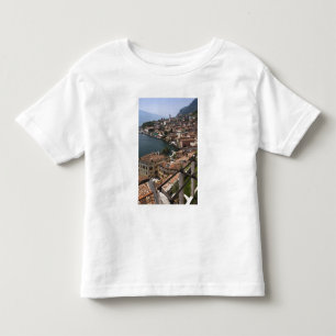 イタリア、ブレシア県、リモーネ・スル・ガルダ。町 トドラーTシャツ