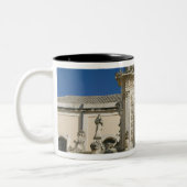 イタリア，プリア，レッチェ，ピアッツァ·デル·ドゥオモ，パラッツォ ツートーンマグカップ (左)