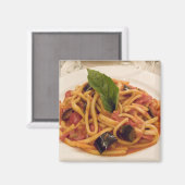 イタリア、ポジターノ。パスタとナスのプレート。 マグネット (正面/裏面)