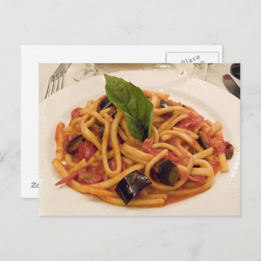 イタリア、ポジターノ。プレートはパスタとナス。 ポストカード (正面/裏面)