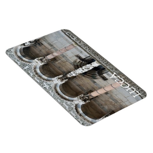 イタリア，ルッカ マグネット (右側)