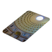 イタリア、ローマのパンテオンの天井。 マグネット (左側)