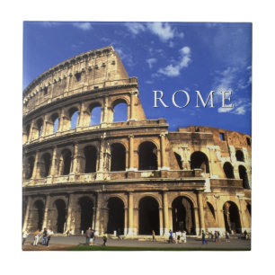 イタリア ローマの有名なコロッセオの遺跡 タイル